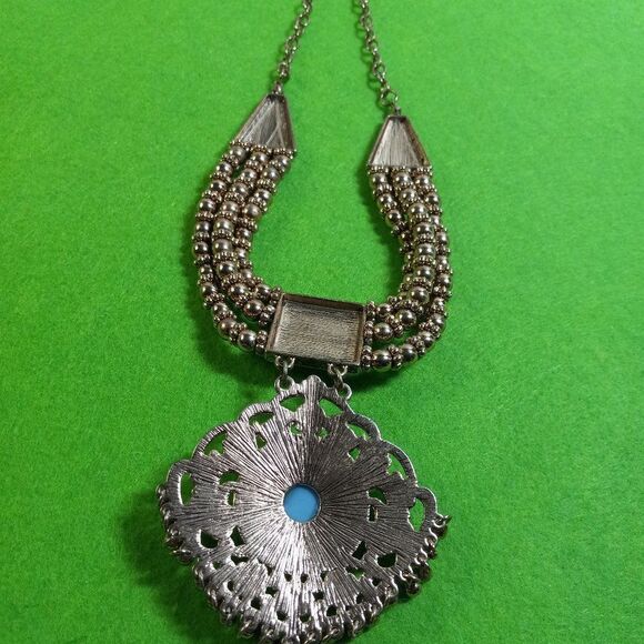 Statement Gold tone Three Strand with Large Pendant Necklace - Picture 7 of 8